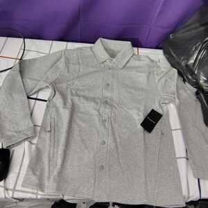 Fabletics Light Gray Casual Button Down Shirt